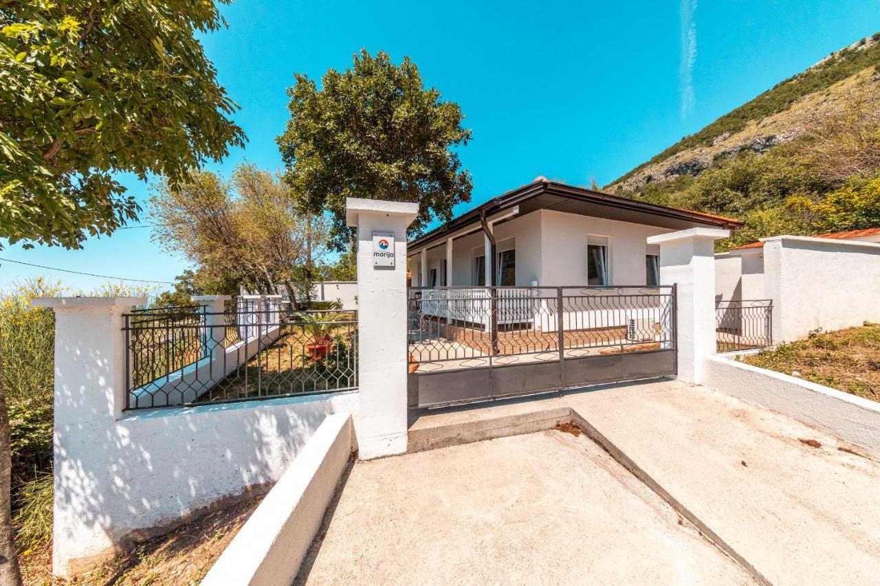 Holiday Home Marija ブドヴァ エクステリア 写真