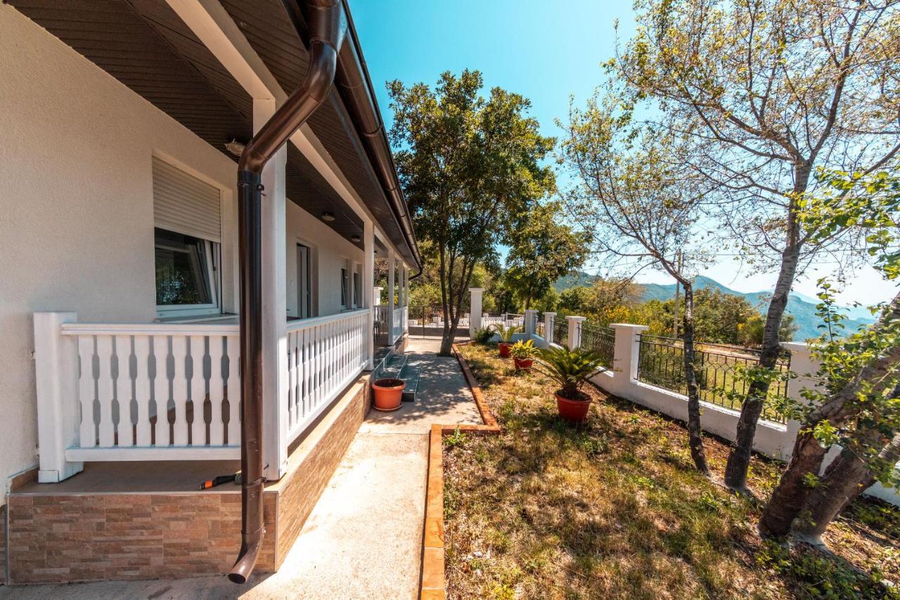 Holiday Home Marija ブドヴァ エクステリア 写真